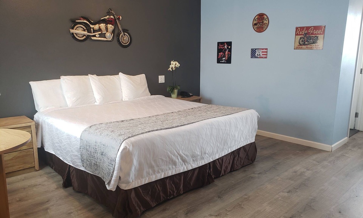 Seligman Hotel | Deluxe Inn Motel