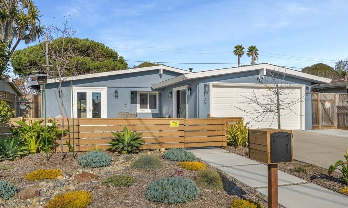 Westside Santa Cruz House | Discounted Monthly Stays- Westside SC+ EV charging+ Pet Friendly Fully Remodeled