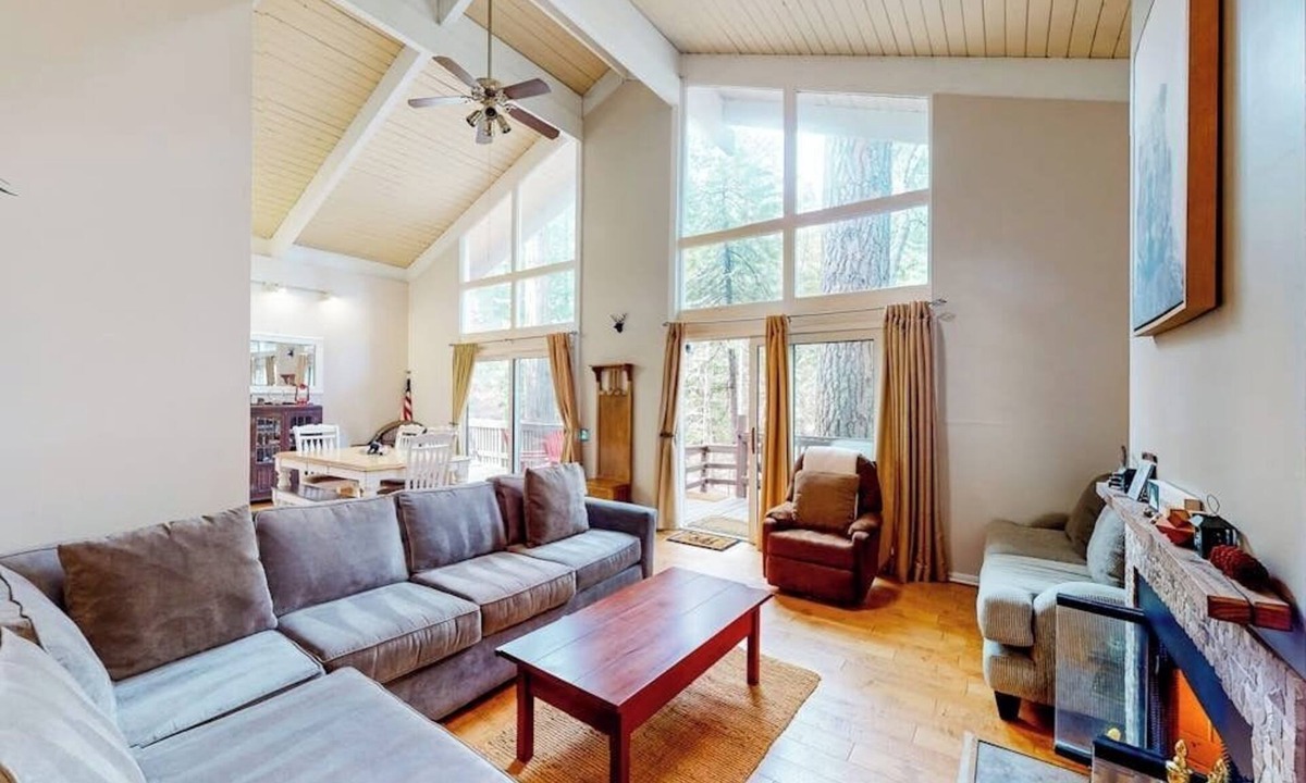 Twin Peaks Cabin | Dog-friendly cabin surrounded by trees and wildlife with fireplace & deck