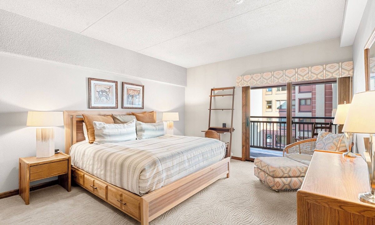 Peak 9 Condo | Downtown/Base of Peak 9; Hot Tubs & Pool