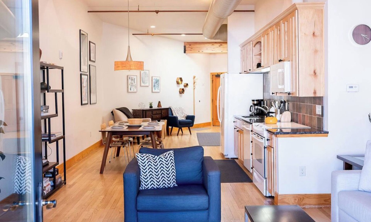 Estes Park Condo | Downtown Luxury Loft- Enjoy the Mountains in the Heart of Downtown Estes Park