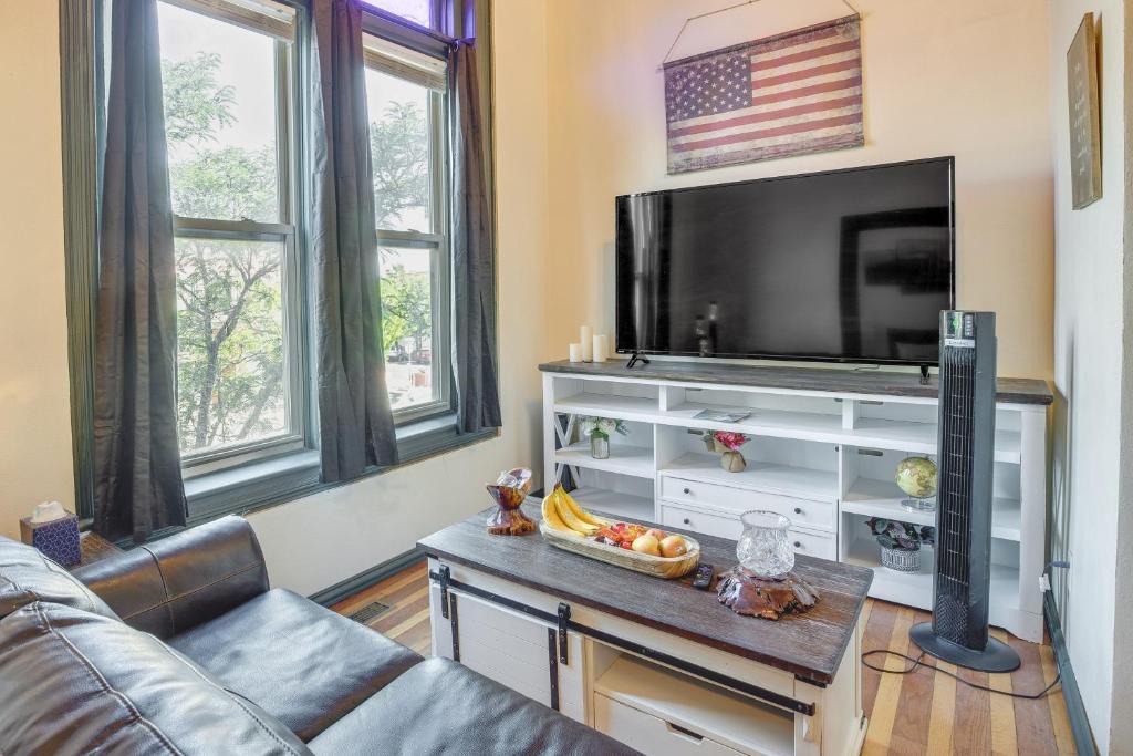 Montrose Apartment | Downtown Montrose Apartment, 12 Mi to Nat’l Park!