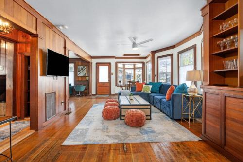 San Luis Obispo House | Downtown SLO Victorian
