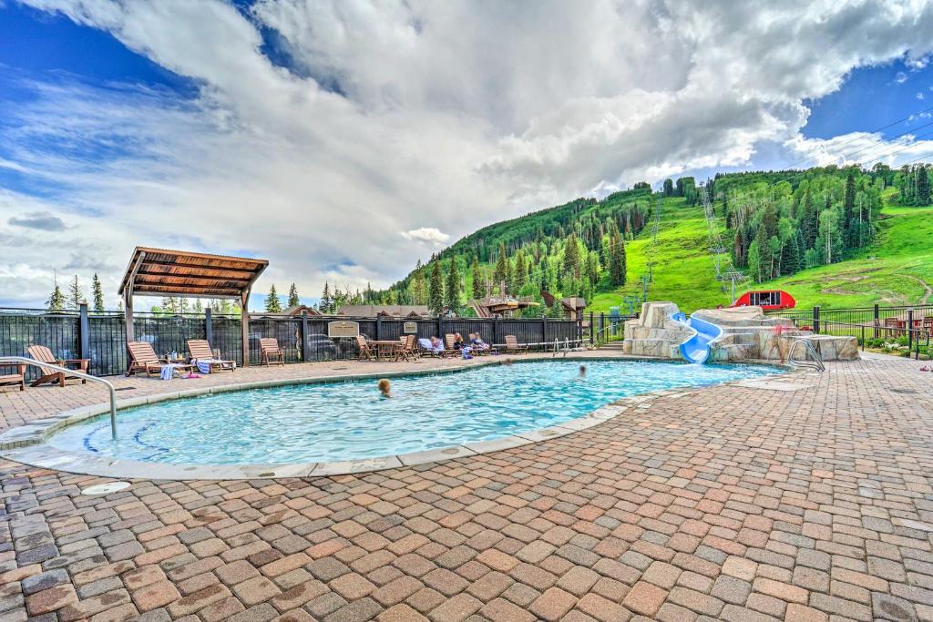 Purgatory House | Durango Resort Condo w/Balcony & Mtn Views!