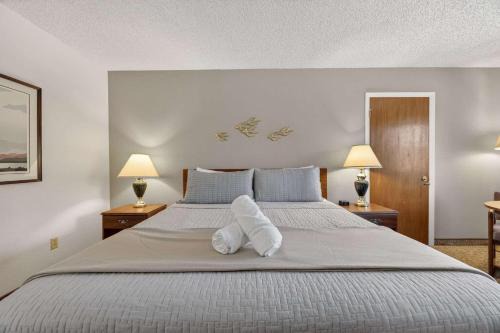 Manitou Springs House | Eagle Motel Suite 225