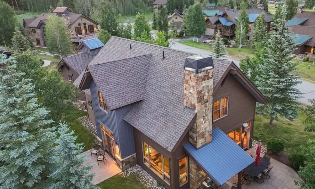 Three Peaks Ski Chalet | Eagles Nest Mtn Views Dog-Friendly Ev Charger Ski/Hike