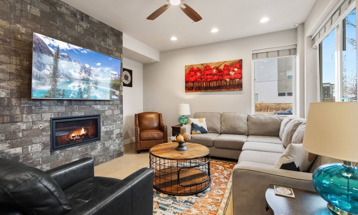 Old Town North House | Elegant Oasis - Fireplaces, King Beds, Mtn Views!