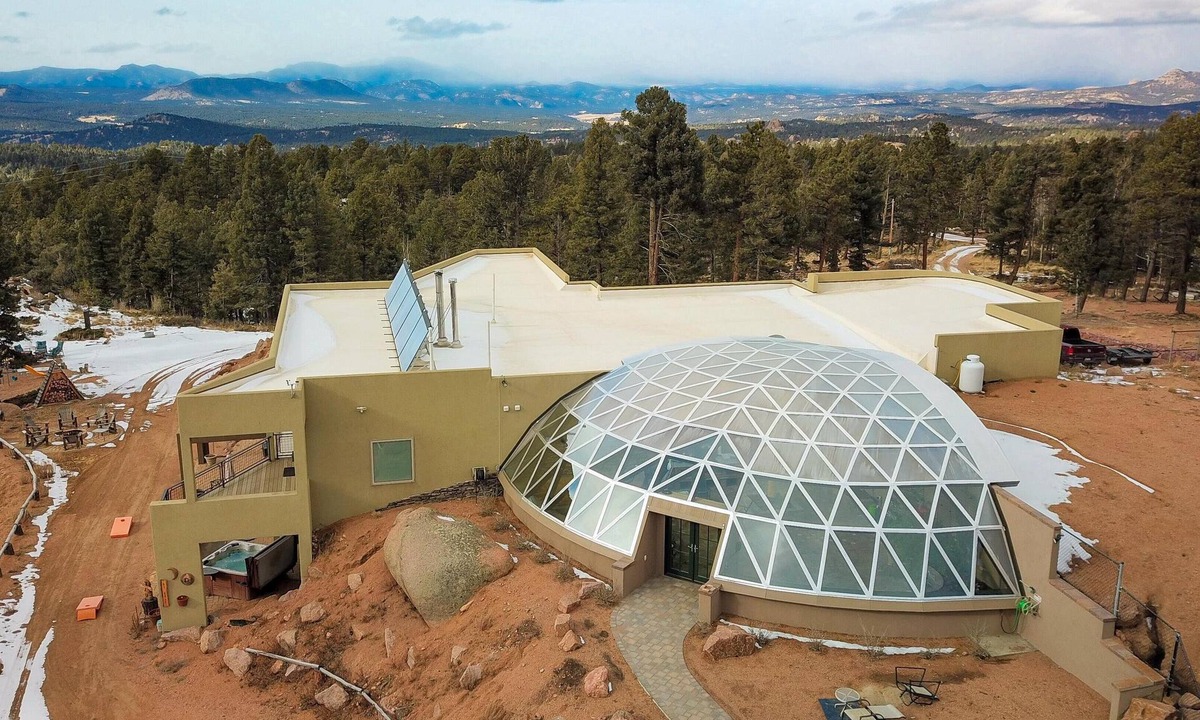 Florissant House | Epic 6BR Family Mountain Getaway on 40 Acres, Hot Tub, Trails, Panoramic Views