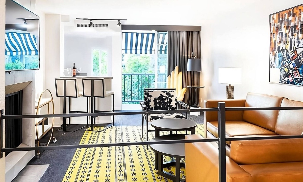 Norma Triangle Hotel | Family 2-Unit Getaway Near Dining, Pool & Leisure Facilities