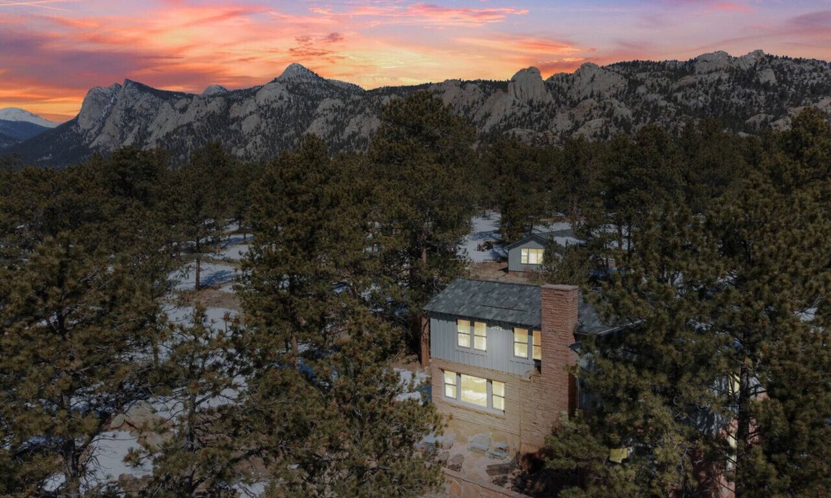 Estes Park House | Family-Friendly 4BR Home w/Views – Minutes to Town