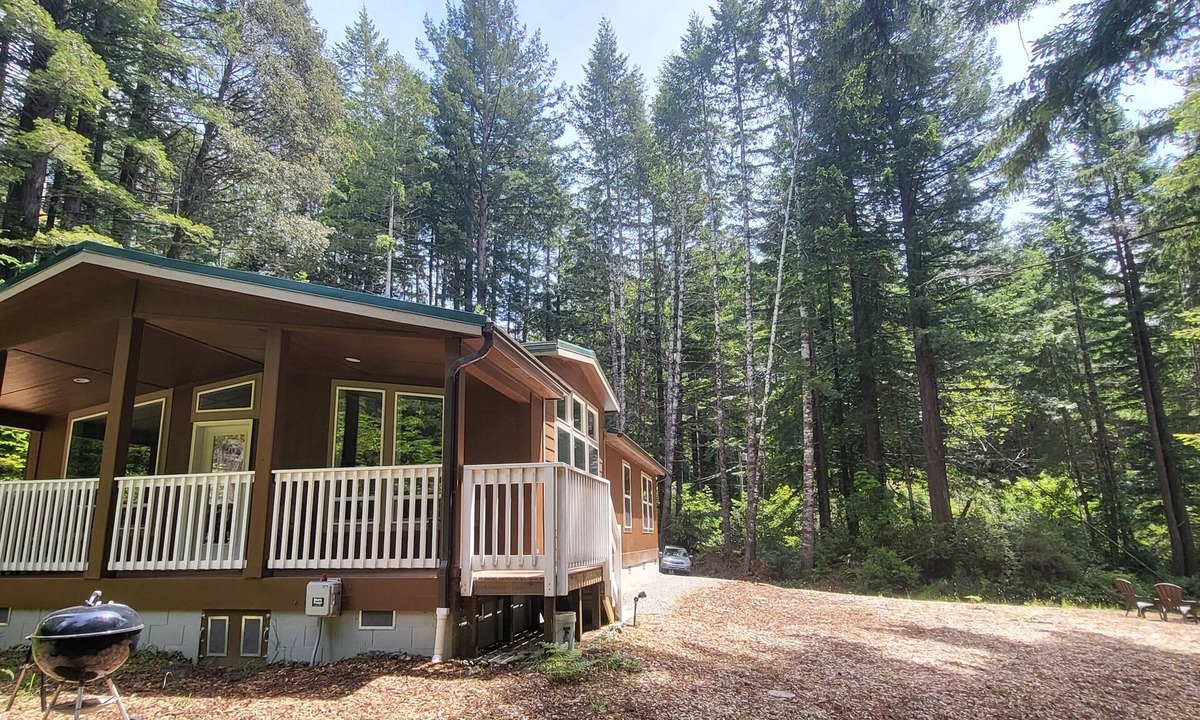 Fieldbrook House | Fieldbrook Cottage in Redwood Forest