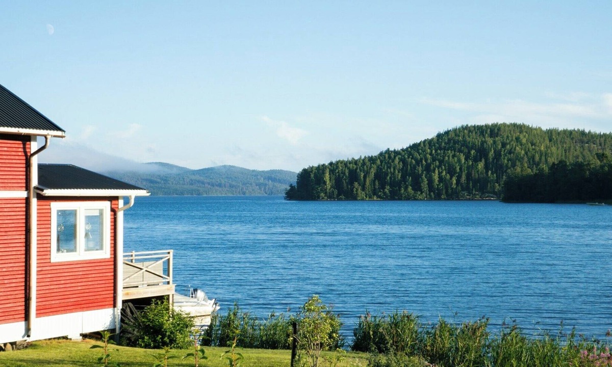 Lone Tree House | Find a quiet retreat at our Denver hotel near Park Meadows