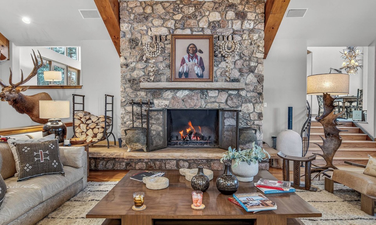 Beaver Creek House | Firepit, Hot Tub + All the Views | Navigator Lodge