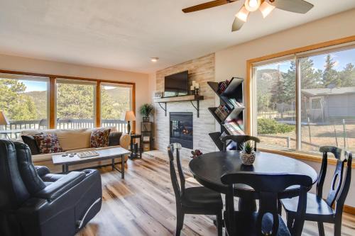 Estes Park House | Fireplace & Mtn Views: Estes Park Home w/Deck!