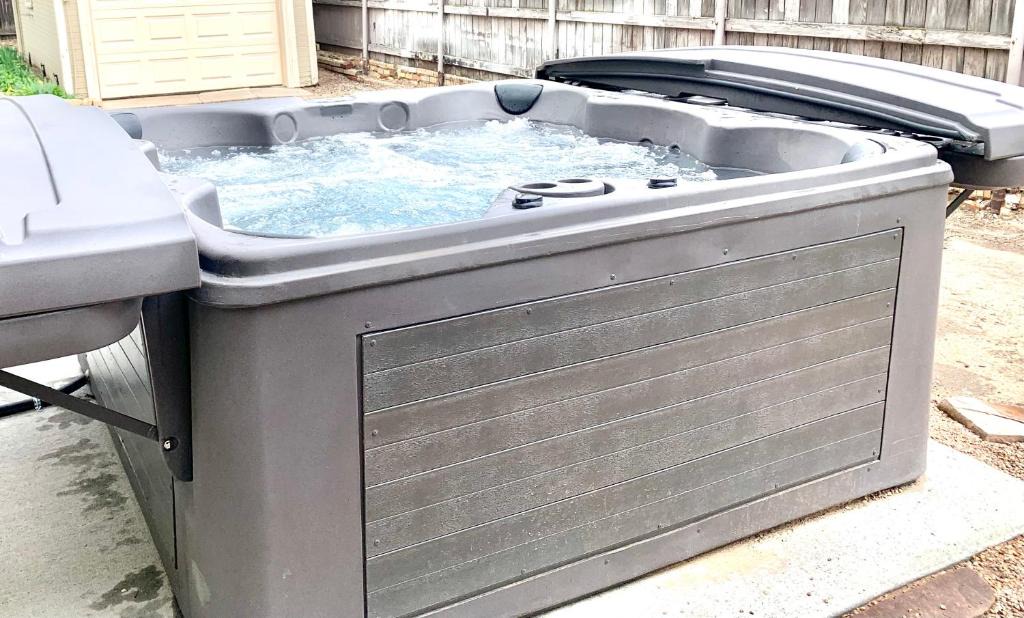 Old North End House | Garden City House with Hot Tub