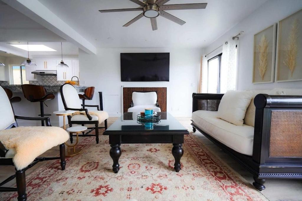 Port Hueneme Apartment | Gated Beachside Stay w Pool & Hot Tub
