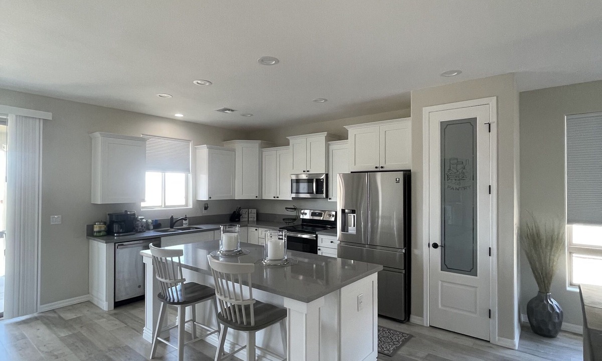 Sunridge Estates House | Georgeous Brand New Built Home. 3 Bedroom 2 Bathrooms.