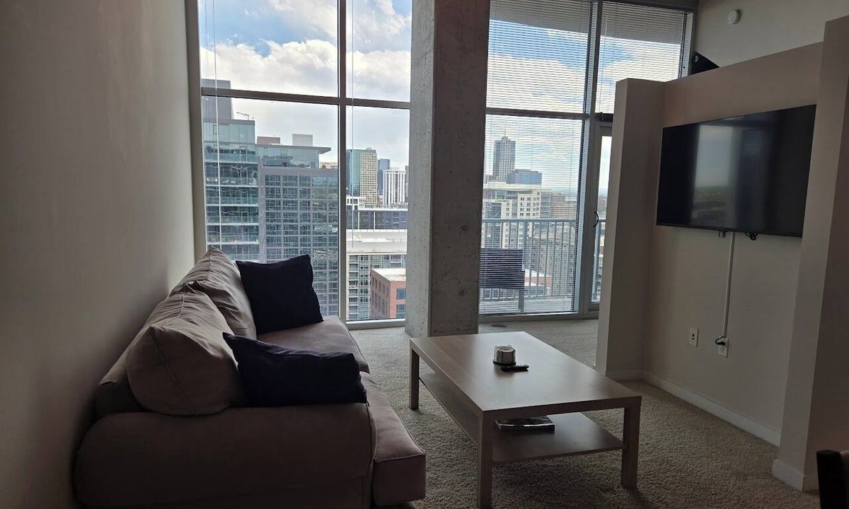 LoDo Condo | Glass House 21st Floor Condo with Amazing View
