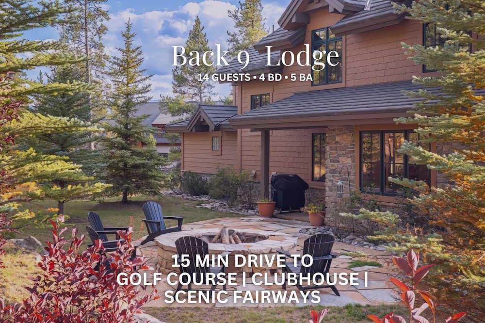 Granby House | Golf Views | Hot Tub | Yard Fun