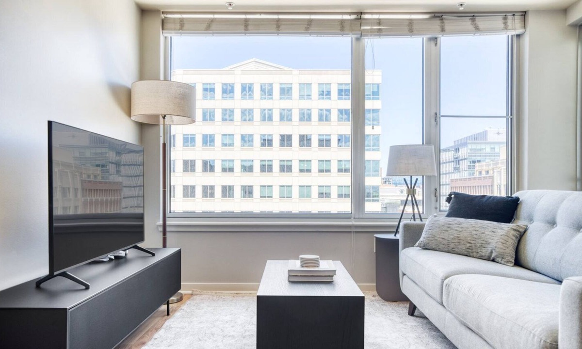 LoDo Apartment | Gorgeous LoDo 1BR w/ W/D, Pool & Gym, near Union Station, by Blueground