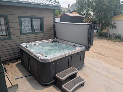 Leadville House | Governor's Mansion Guest Suites For Big Groups