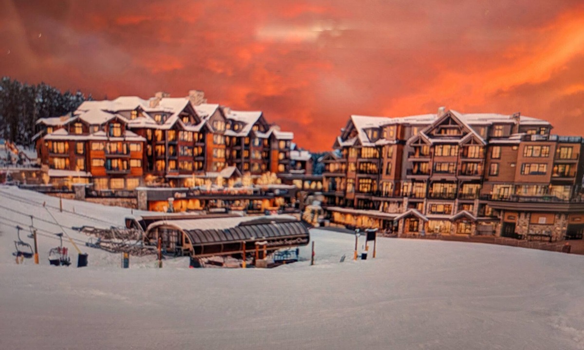 Peak 8 Condo | Grand Colorado on Peak 8 Breckenridge Ski In/Ski Out - 1 Bedroom sleeps 4.