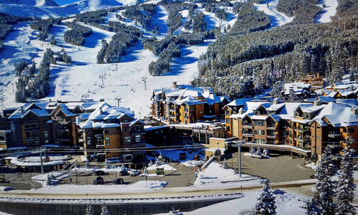 Peak 8 Cabin | Grand Colorado on Peak 8, Best Ski In Ski Out Resort in Breckenridge CO.