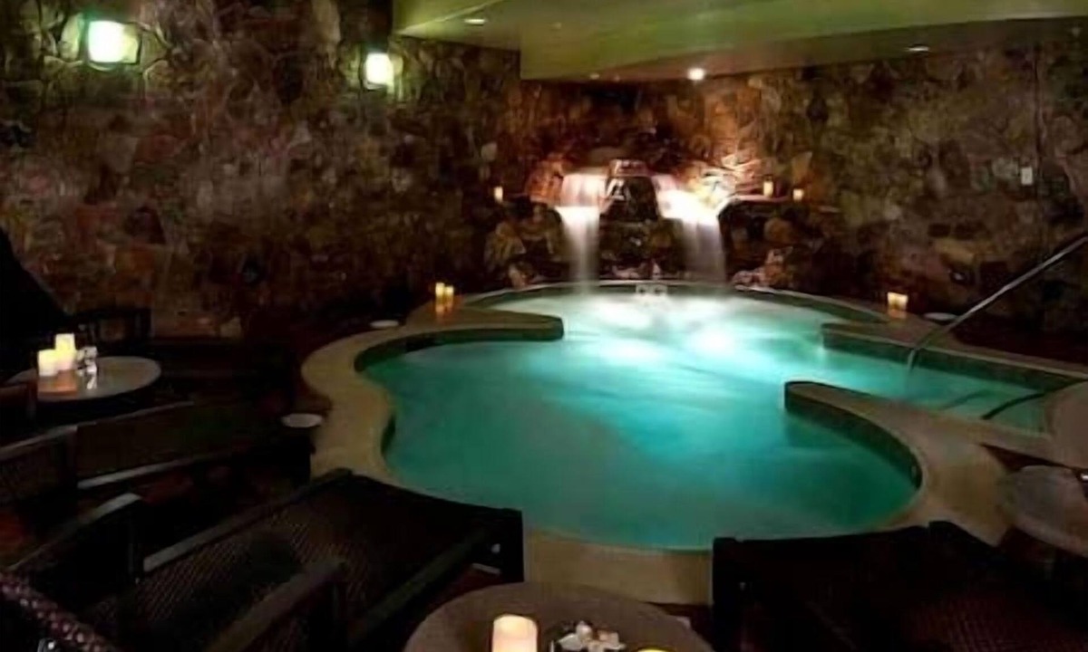 Breckenridge Hotel | Grand Lodge Peak 7-Pool, Hot Tub, Ski-In/Out, Fireplace