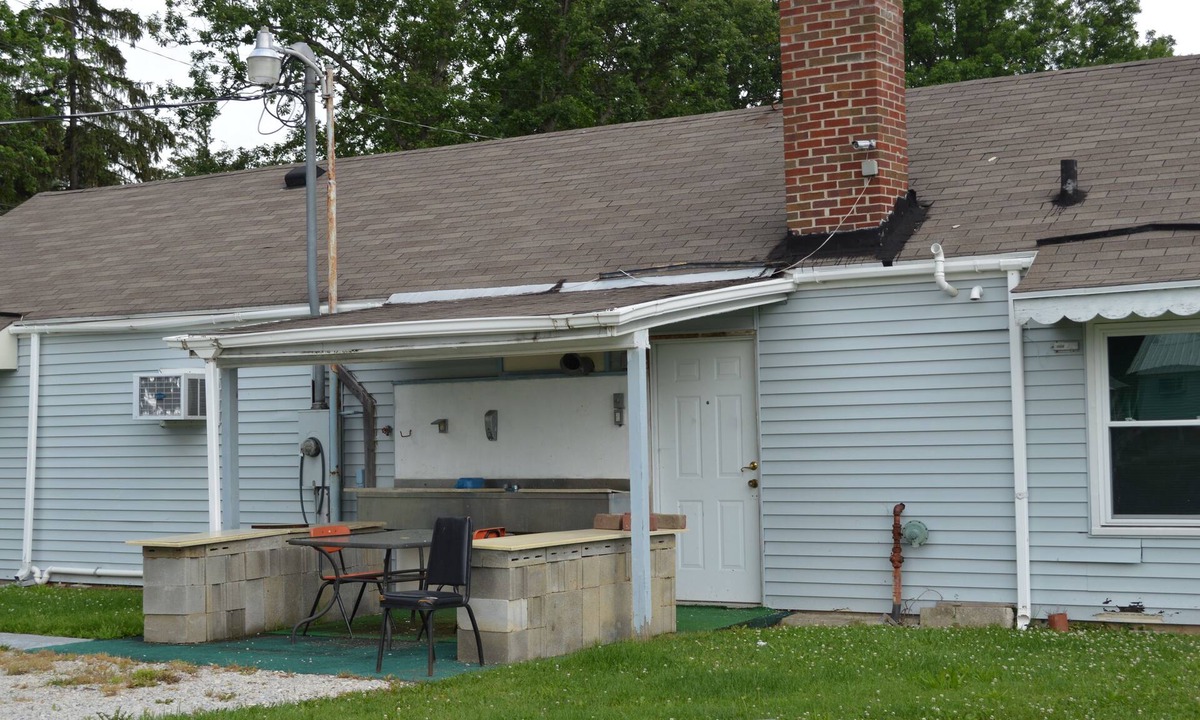 Fremont Hotel | Great Lakes Motel