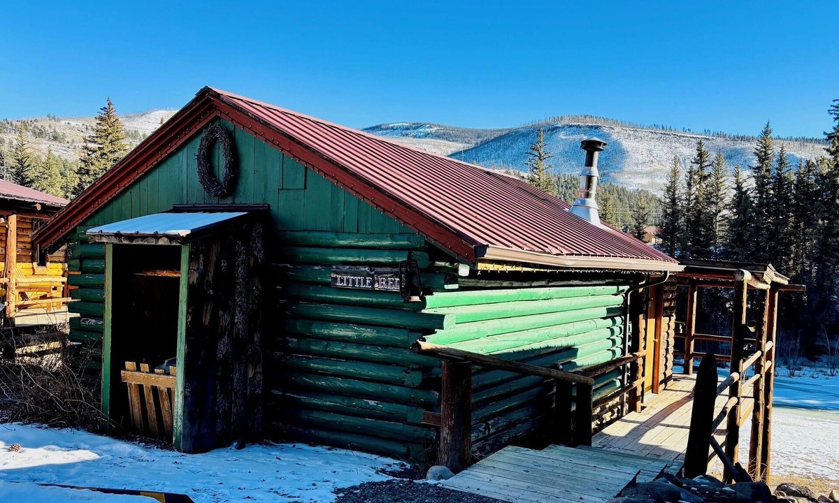 South Fork Cabin | Great mountain cabin with river views. Sleeps 4. 15 miles to Wolf Creek Ski area and 3/4 mile private fishing.
