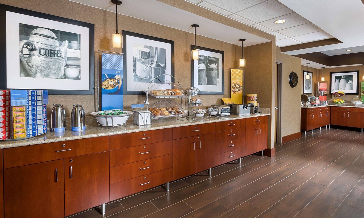 Ontario Hotel | Hampton Inn Mansfield/Ontario