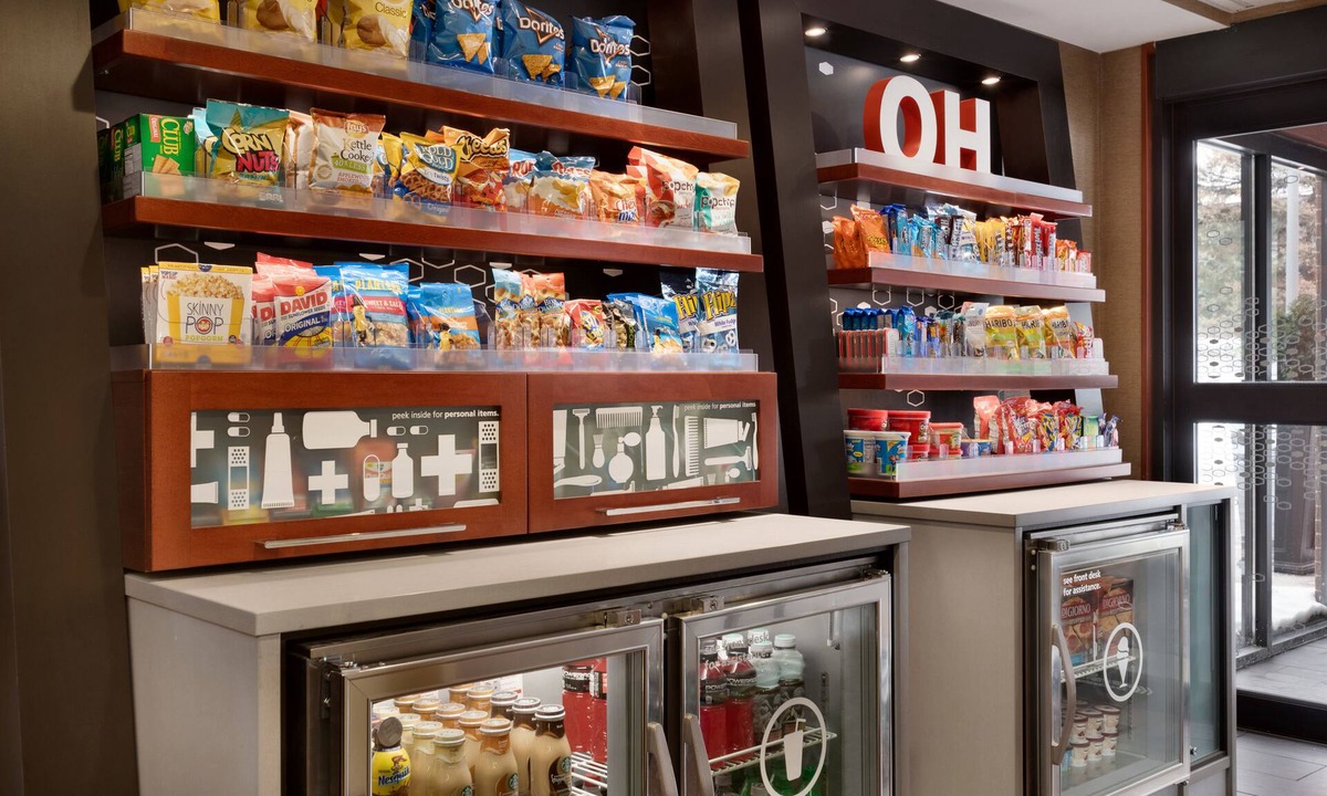 Poland Hotel | Hampton Inn Youngstown/Boardman
