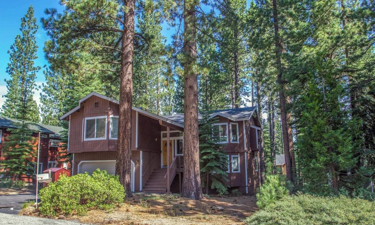Tahoe Paradise Cabin | Haus von FAT - Steps from Popular Biking Trails