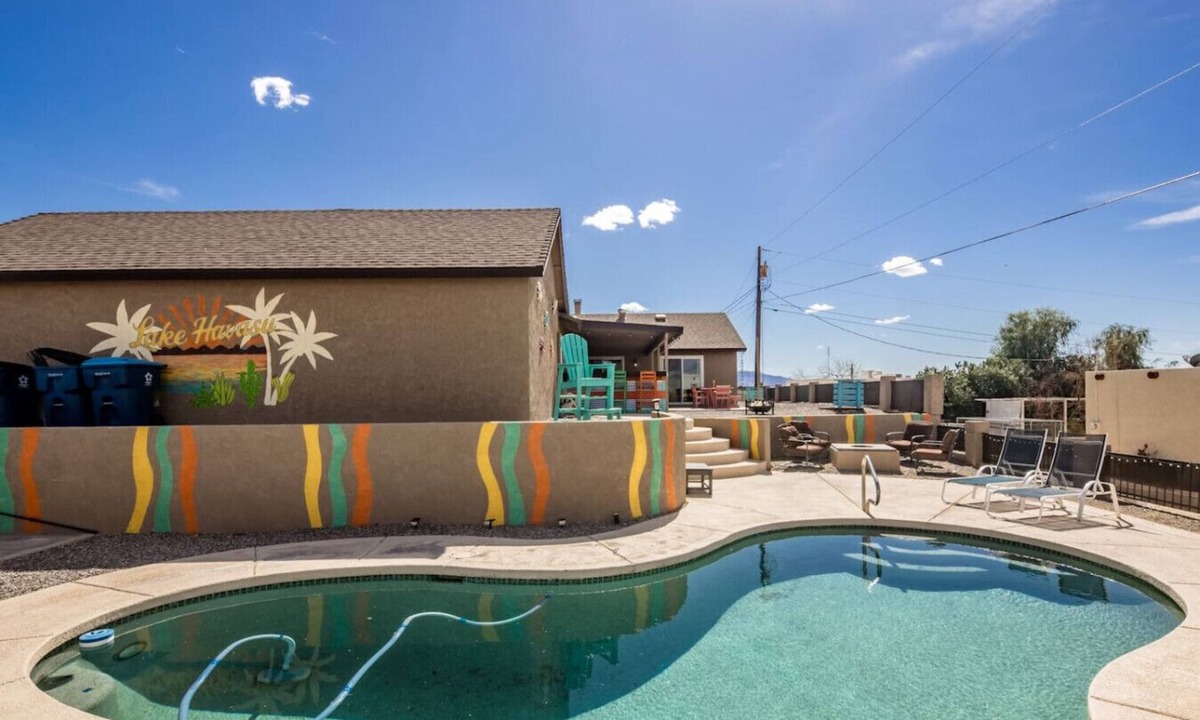 Lake Havasu City House | Havasu Terrace - Pool, Fire Pit, Game Room