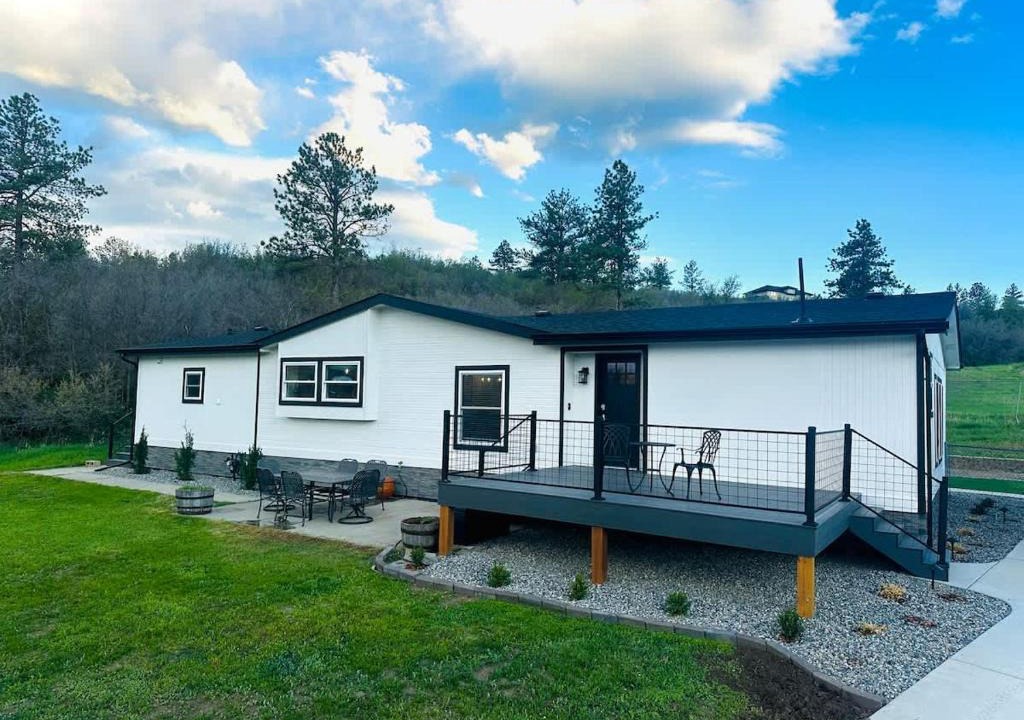 Sedalia House | Hier Hideaway - Hot Tub - Fire Pit - King Beds