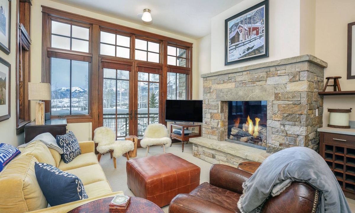 Mountain Village House | High-end, ski-in/out townhouse with grill, private hot tub & views