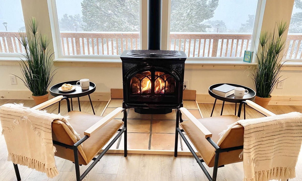 Whitepine House | Hilltop Chalet with Mt Shavano views