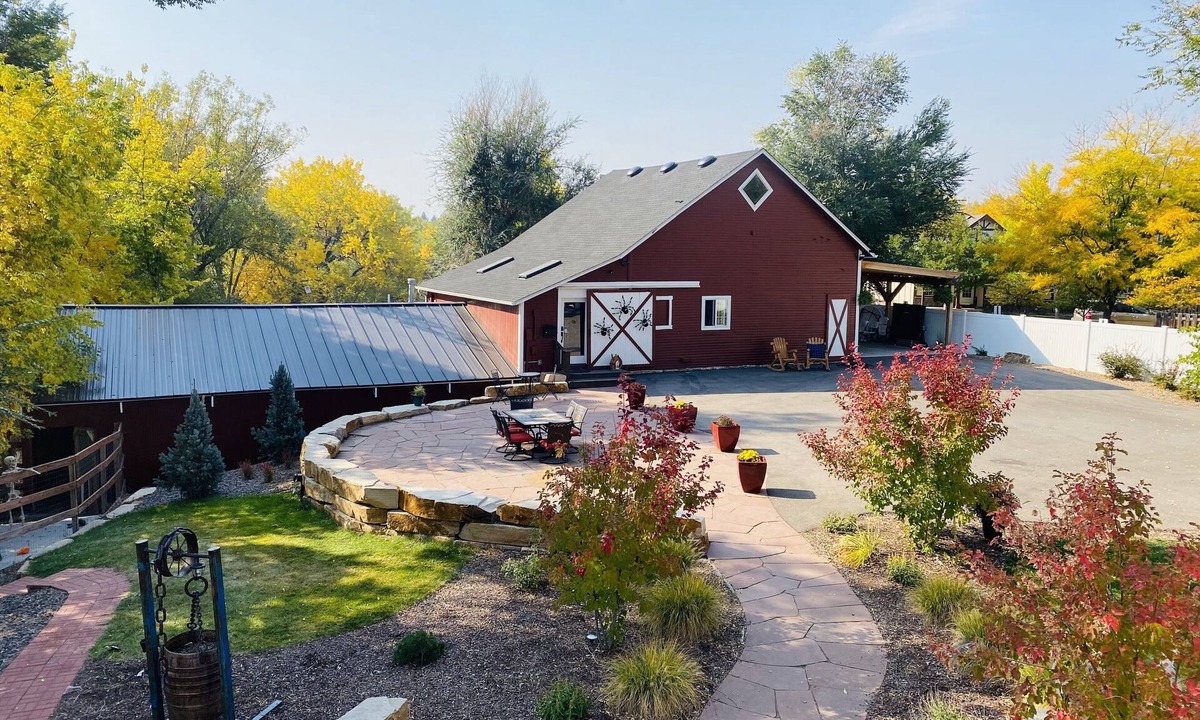 Avery Park House | Historic Barn House - Near CSU and Stadium!