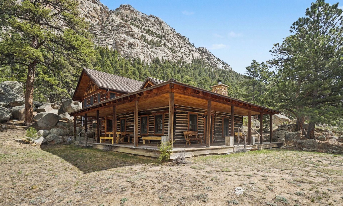 Estes Park House | Historical Crocker Ranch - Rowe Cabin - 23-ZONE3423