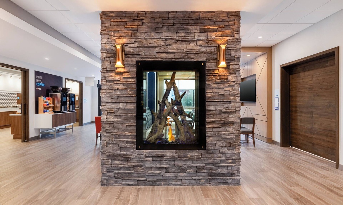 Steamboat Springs Hotel | Holiday Inn Express & Suites Steamboat Springs by IHG