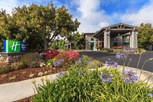 Carpinteria Hotel | Holiday Inn Express & Suites Carpinteria by IHG