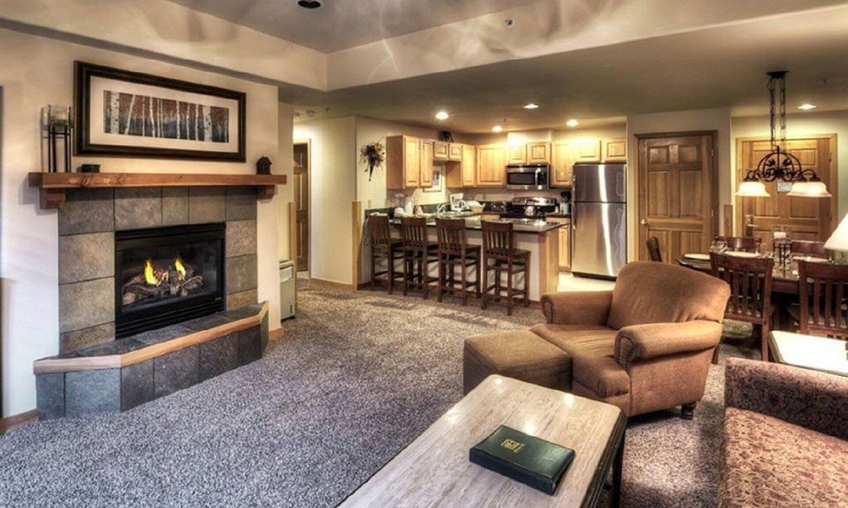 Four O'Clock Resort | HOLIDAY SKIING in Breck! 2BR at FABULOUS GRAND TIMBER LODGE 12/26/26-1/2/27.