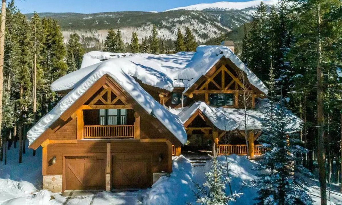 Winter Park House | Home Next to Base of Winter Park Mary Jane - perfect for family reunions