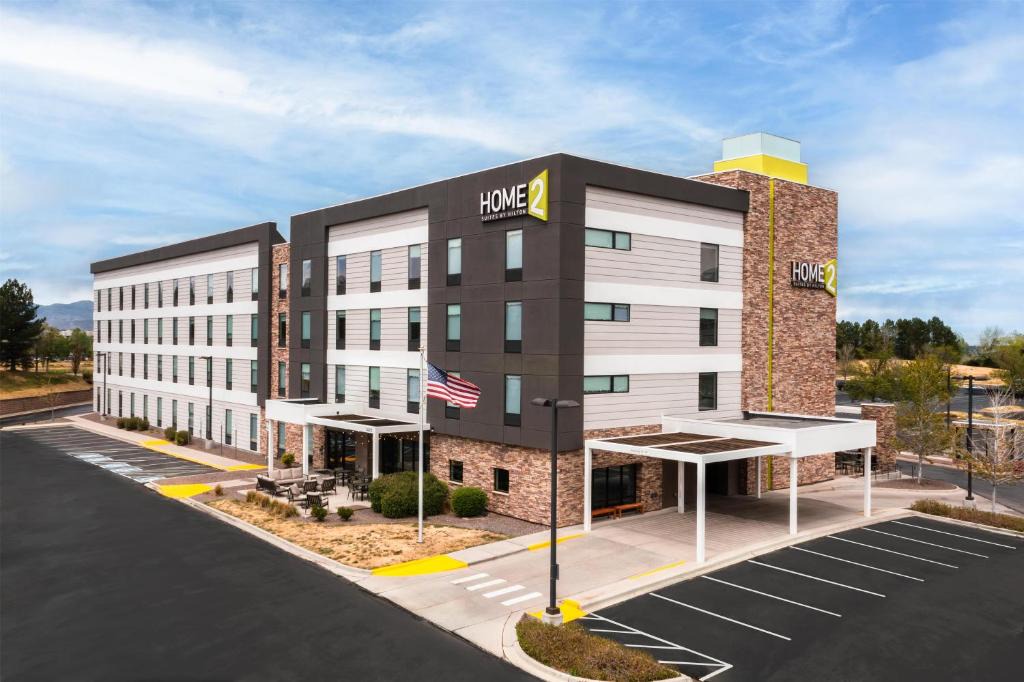 Westridge Hotel | Home2 Suites by Hilton Denver Highlands Ranch