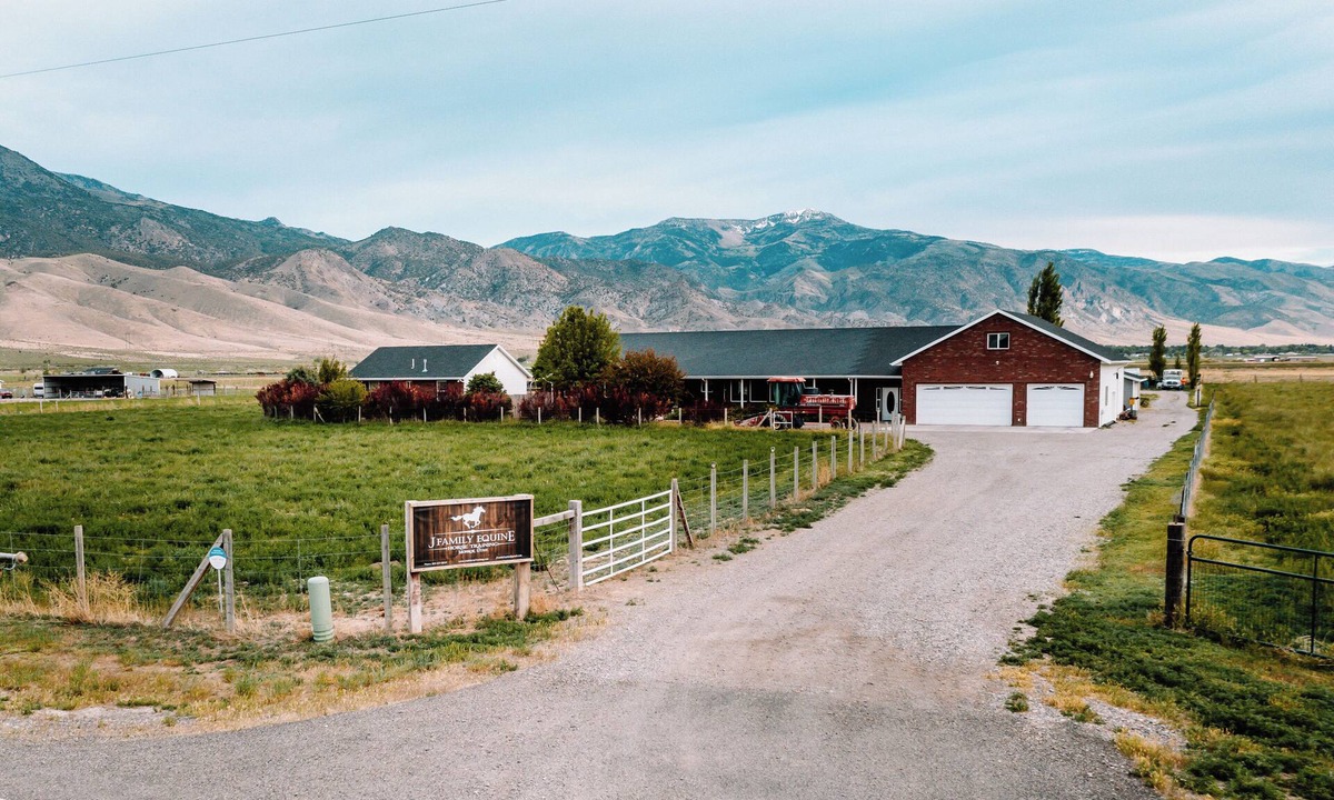 Monroe Apartment | Horse Farm Haven - Beautiful studio apartment in peaceful Monroe