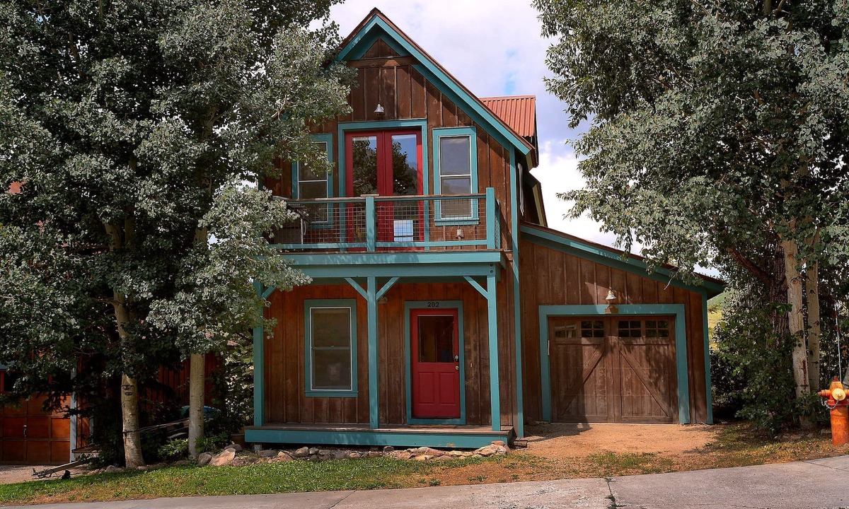 Mount Crested Butte House | Horseshoe House, Close to shuttle, Pitchfork.
