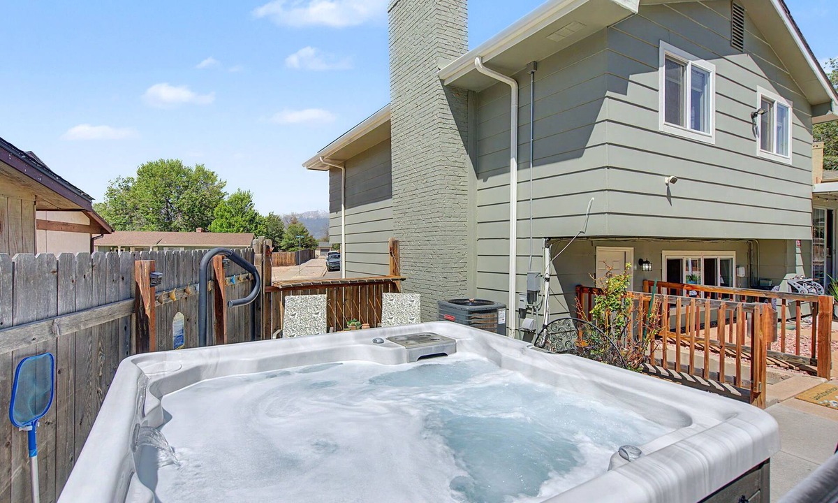 Rustic Hills House | Hot Tub Pet Friendly w/Mountain Views & Outdoor Oasis
