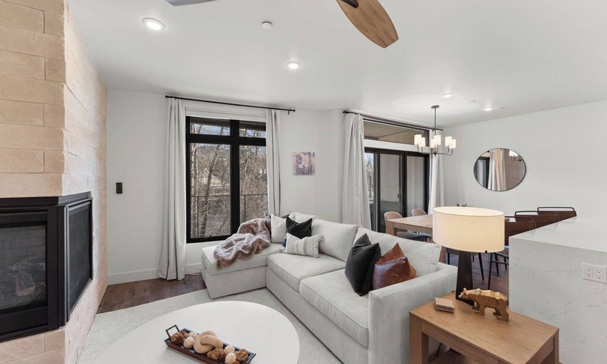 Willow Grove Condo | Hot tub, steam shower, 2-bed 2-bath on the Blue River. Relax and enjoy.
