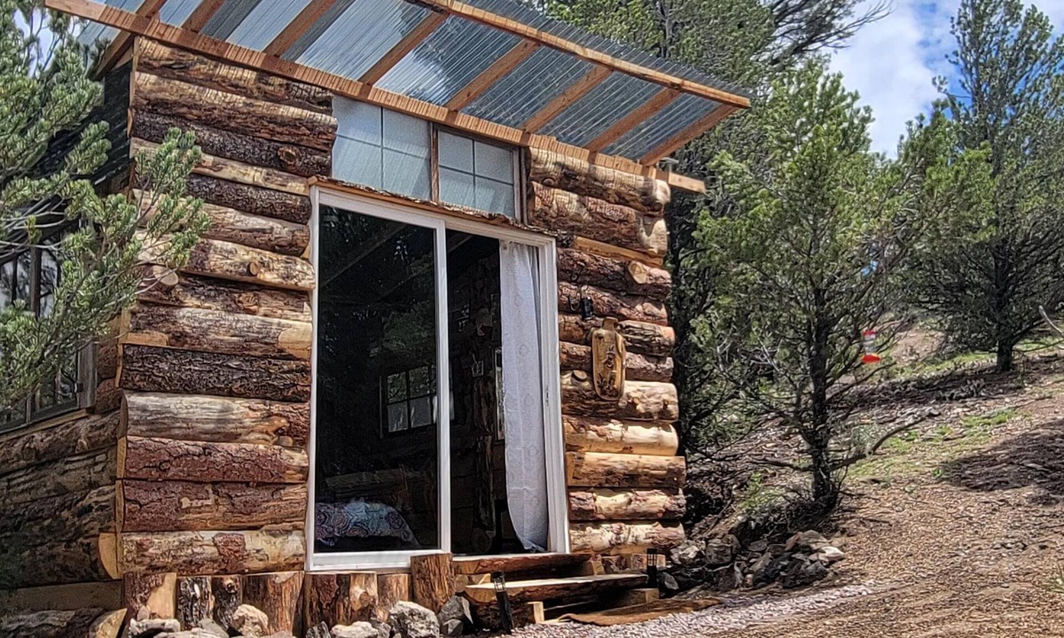 Canon City Apartment | HUMMINGBIRD HIDEAWAY, A peaceful spot in nature.