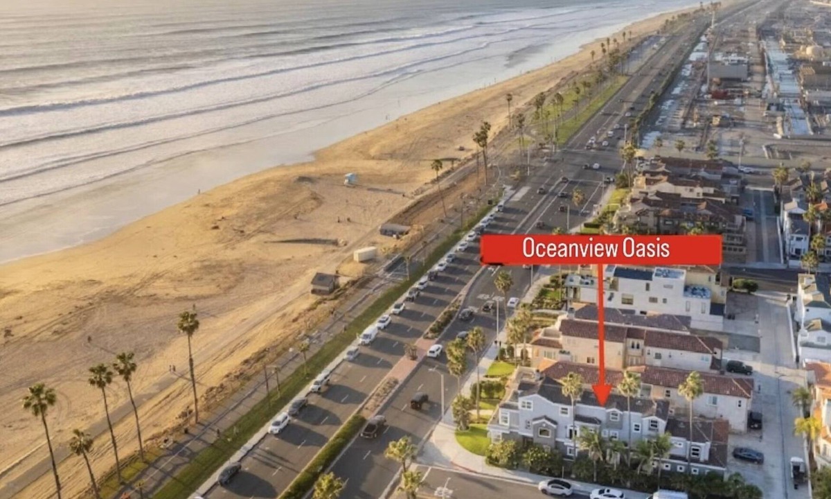 Huntington Beach House | Huntington Beach Oceanview Oasis Beach Front & Pier View 6 Bedroom 4.5 Baths